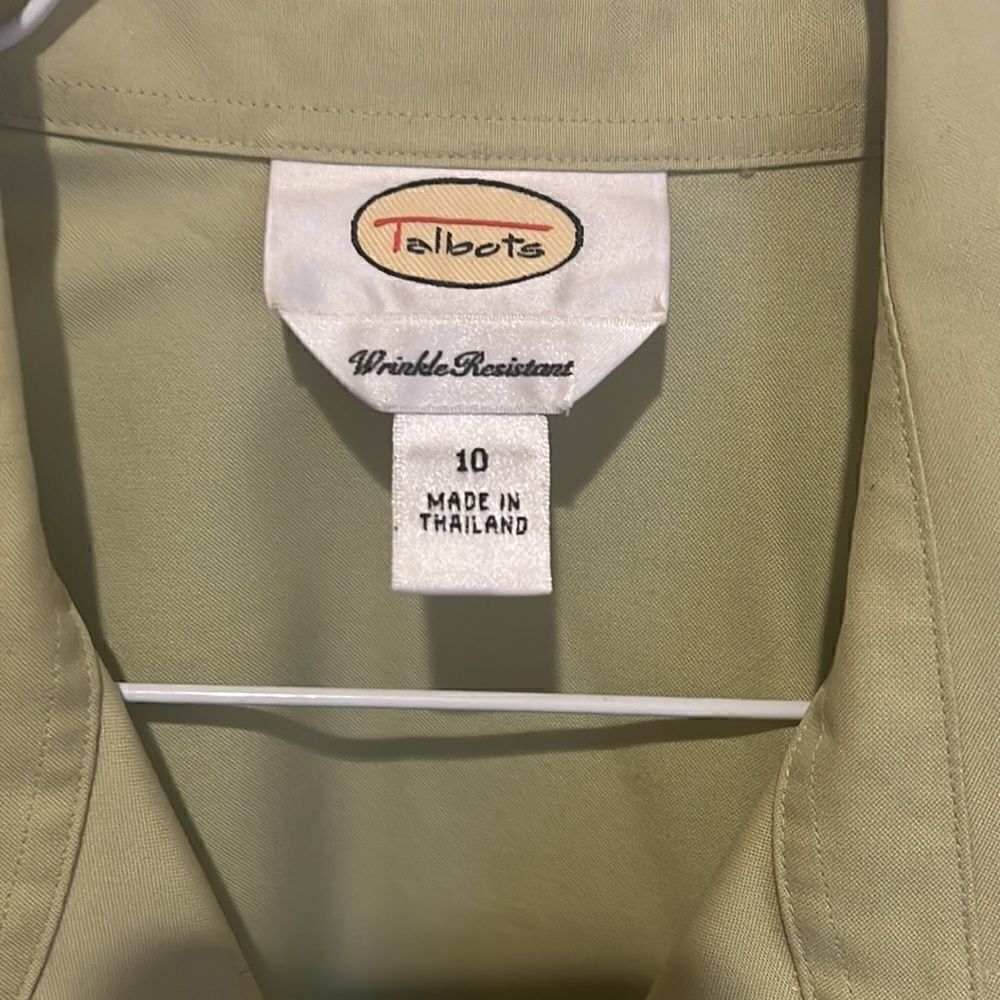 Talbots Wrinkle Resistant Button Down Blouse Sage Green - Picture 2 of 5